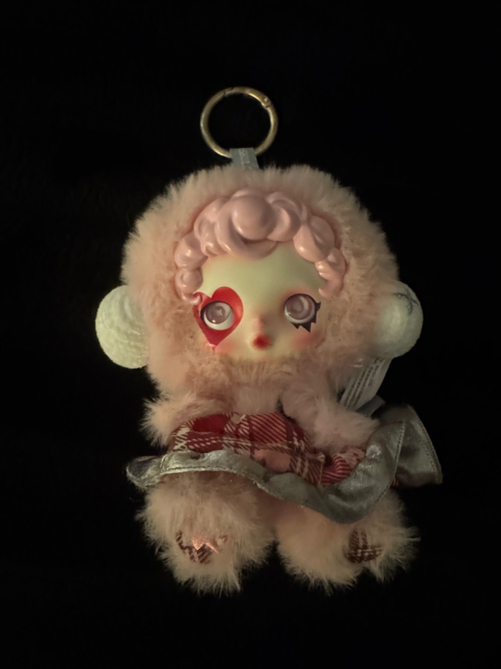 POPMART SKULLPANDA Pink Plush Keychain Doll - Cute Heart Face Plush Accessory